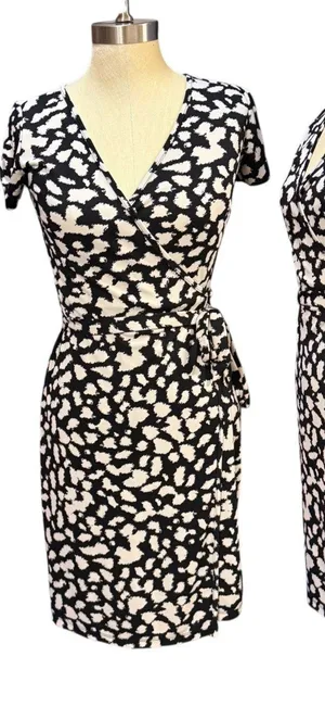 LOFT XS Animal Print Faux Wrap Dress Black White Short Sleeve Stretch Career thumbnail 1