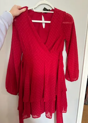 Red dress Size XS thumbnail 1