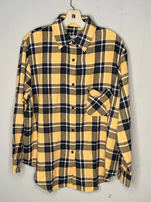 GameDay Social Iowa Hawkeyes Shirt nwot thumbnail 5