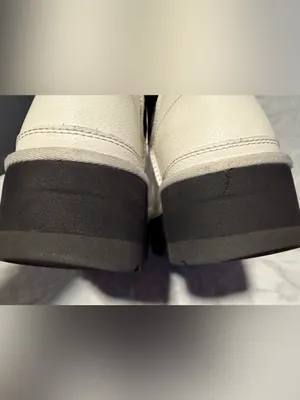 UGG White Leather Platform Chelsea Boots with Black Elastic size 8 thumbnail 11