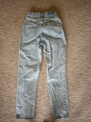 Abercrombie &e Fitch The 90s Straight Ultra High Rise thumbnail 2