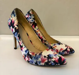 Apt. 9 multicolored floral pumps with silver heels size 6.5 thumbnail 1