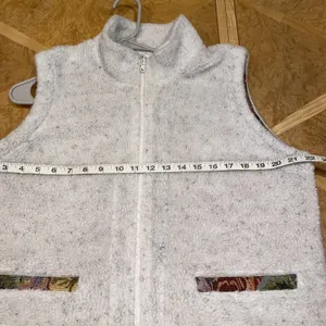 Vintage Orvis Sherpa Fleece Tapestry Trimmed Full Zip Vest Size Large thumbnail 6
