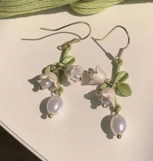 Elegant Flower Dangle Drop tarrings for Women, Pearl Earrings, Flower Earrings thumbnail 1