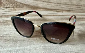 Cat Eye Sunglasses Black thumbnail 2