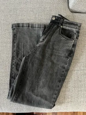 Amazon Jeans thumbnail 1