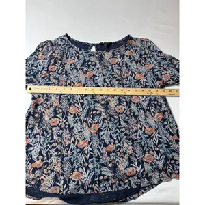 Lucky Brand Women Navy Blue Floral Flutter Sleeve Keyhole Back Knit Top Size M thumbnail 6
