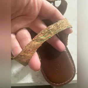 Toms Size 9 Zoe Cork Paint Splattered Flat Sandals Multi Color Ankle Strap thumbnail 4