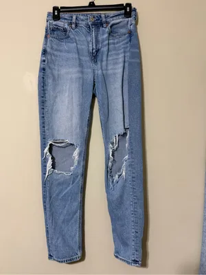 American Eagle size 0 short strigid light denim distressed jeans preppy casual thumbnail 10