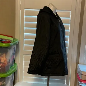 Jones New York Black Hooded Puffer Jacket thumbnail 3
