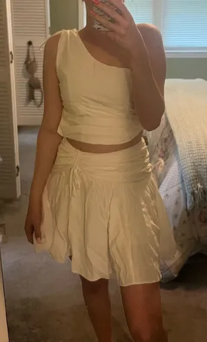 These Three Boutique white flowy vacation set  thumbnail 2