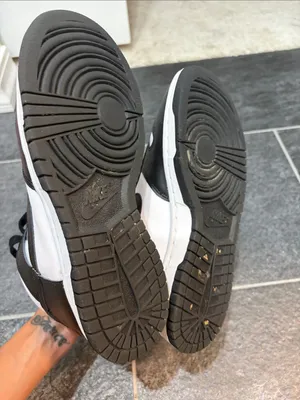 Nike Black and White High-Top Sneakers thumbnail 3