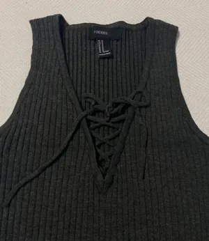 Forever 21 Crop Top thumbnail 2