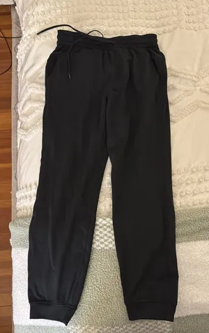 Lululemon Joggers black  thumbnail 1