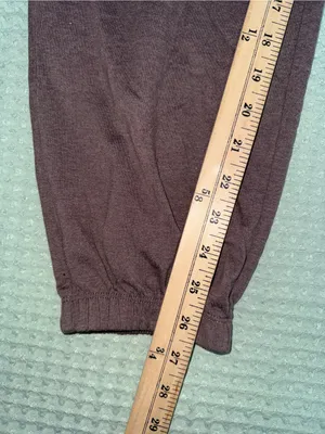 Vuori Boyfriend Cargo Sweatpant size L thumbnail 2