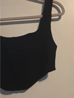 Princess Polly Black Square Neck Cropped Tank Top thumbnail 6