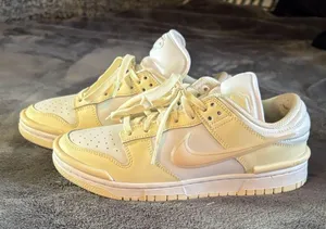 Nike dunk low twist  9 thumbnail 1