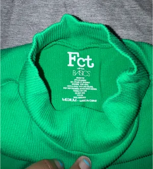 Sleeveless Green Mock Neck Top Size M thumbnail 2