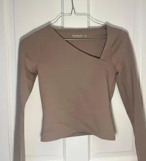 Abercrombie Long Sleeve Top thumbnail 3