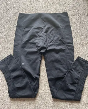 Fabletics Eco Sync High-Waisted Leggings Seamless 7/8 Medium thumbnail 2