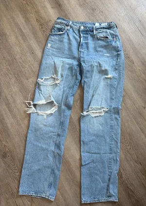 & Other Stories denim 90’s boyfriend jeans high rise distressed thumbnail 1