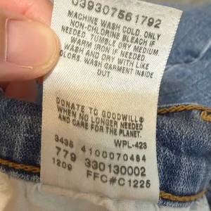 Levis 515 Womens Size 14 Bermuda Denim Shorts Cuffed Stretch Jean Casual Summer thumbnail 15