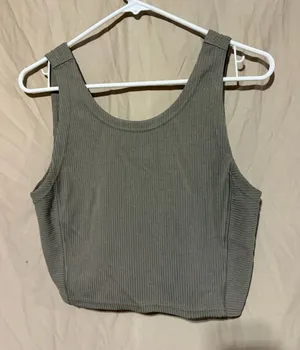 Lululemon tank top thumbnail 1
