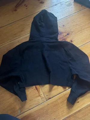 Cropped Champion Sweatshirt thumbnail 4