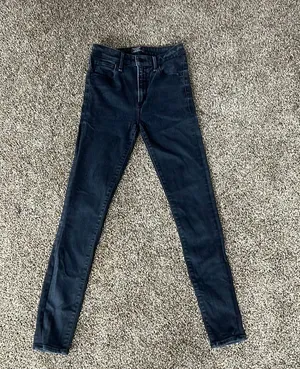 Abercrombie High-Rise Jeans thumbnail 1