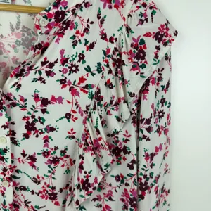 J Crew Floral‎ Printed Ruffle Top Small Multicolor Button Up Preppy Romantic thumbnail 3