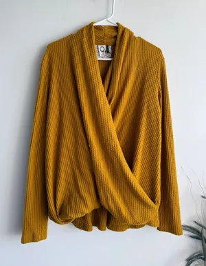 Anthropologie Akemi Mustard Yellow‎ Waffle Knit Surplice Wrap Top Womens Medium thumbnail 1
