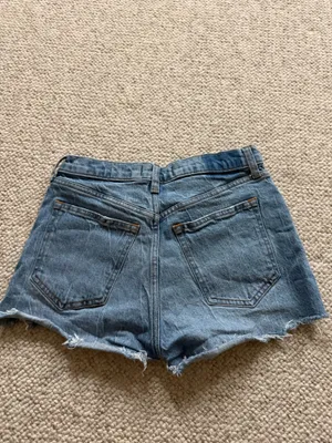 Abercrombie High-Rise Mom Shorts thumbnail 3
