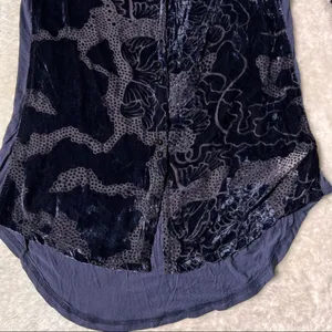 Anthropologie Tiny Navy Blue Button Down Sheer Velour Sequin Sleeveless Top thumbnail 4