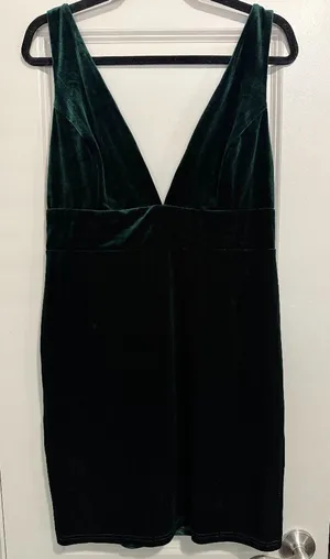 Lulus Three Cheers Forest Green Velvet Bodycon Dress Womens Size XL Deep V Neck thumbnail 1