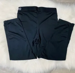 Nike Pro Black Cropped Leggings thumbnail 3