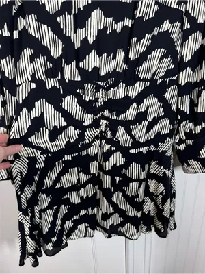 REISS Miya Ruched Long Sleeve Printed Mini Dress Size 6 black and white classy‎ thumbnail 4