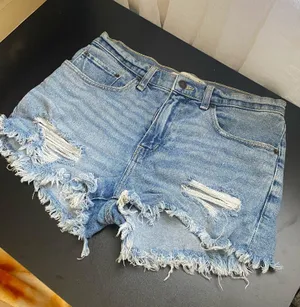 Abercrombie Women's Shorts Size 27 Boyfriend Short thumbnail 1