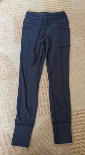 Yogalicious Lux Polarlux Prestige 7/8 Jogger Purple XSmall EUC thumbnail 1