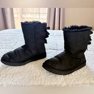 UGG Black Bailey Bow Tie Boots thumbnail 3