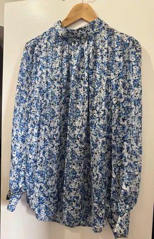 H&M women’s blouse size L thumbnail 1
