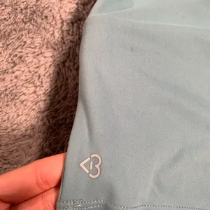 Blogilates strappy cropped tank top blue XS thumbnail 4