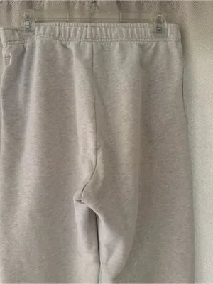 Aritzia TNA Cozy Fleece Boyfriend Jogger Sweatpants Gray Heather Size Small thumbnail 7