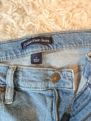 Calvin Klein Straight Leg High-Rise Jeans thumbnail 5