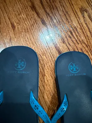 Tory Burch Flip-Flops thumbnail 4