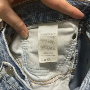 Aritzia Denim Forum The BF High Rise Loose Jeans 28L 28 Tomboy Organic Cotton thumbnail 8