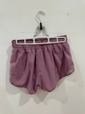 Lululemon Hotty Hot Shorts 2.5" thumbnail 2