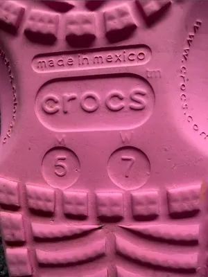 CROCS Classic Clog in Pink thumbnail 8