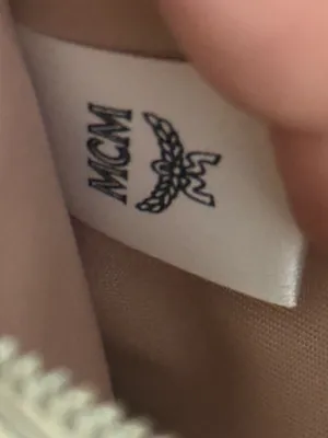 MCM Tracy Wallet on Chain Purse thumbnail 9