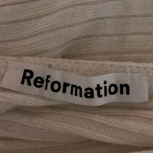 Reformation Minnie Ivory V-Neck Wrapped Knit Long Sleeve Ribbed Sweater Top XS thumbnail 5