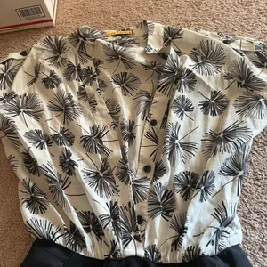 Alice + Olivia xs dress‎ thumbnail 6